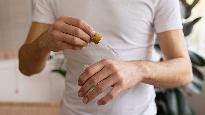 Essential Oils for Men: Why Cedarwood Tops the List
